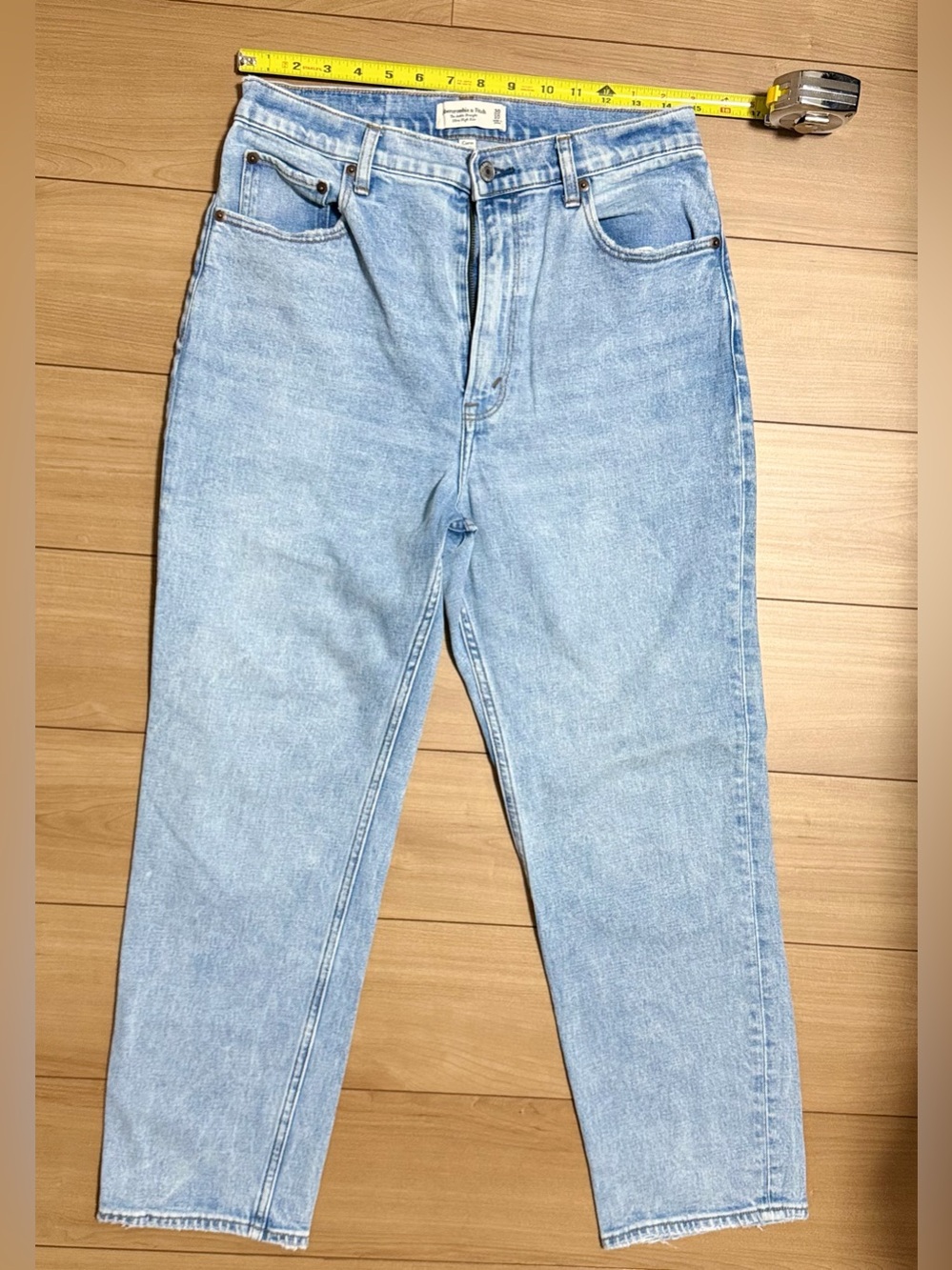 Abercrombie The Ankle Straight Jeans
